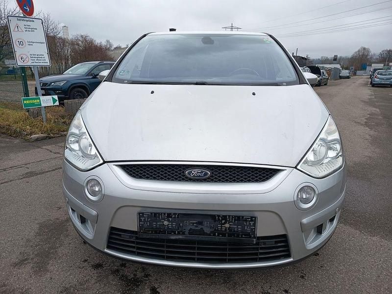Gebraucht Ford S-MAX Trend 175 PS (128 kW) 2009 Van / Kleinbus