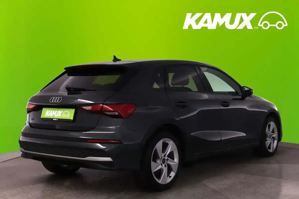Gebraucht Audi A3 Advanced 116 PS (85 kW) 2025 Silber / grau Limousine