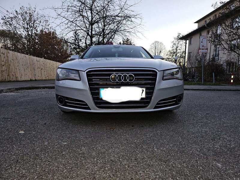 Grau Gebraucht 2010 Audi A8 Limousine | 17.900 € (Fairer Preis) - Bild 1/4