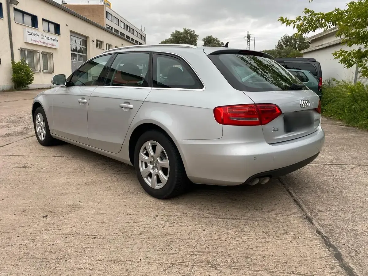 Gebraucht Audi A4 143 PS (105 kW) 2009 Silber Kombi
