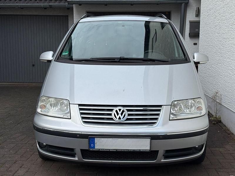 Silber Gebraucht 2008 VW Sharan United Van / Kleinbus | 4.500 € (Fairer Preis) - Bild 1/4