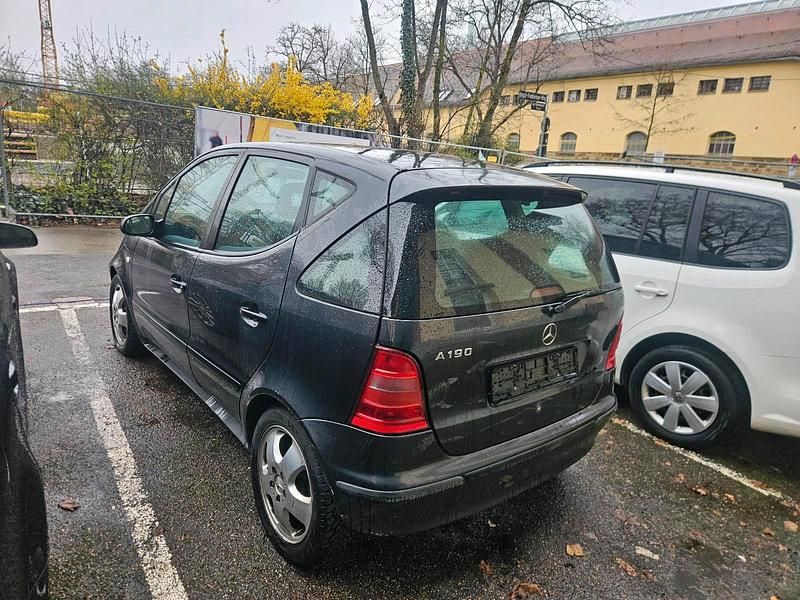 Gebraucht Mercedes A190 120 PS (88 kW) 2000 Grau Limousine