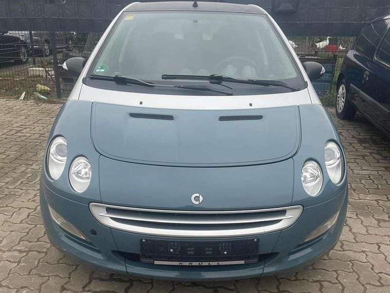 Grau Gebraucht 2006 Smart ForFour Pulse Limousine | 950 € (Superpreis) - Bild 1/4