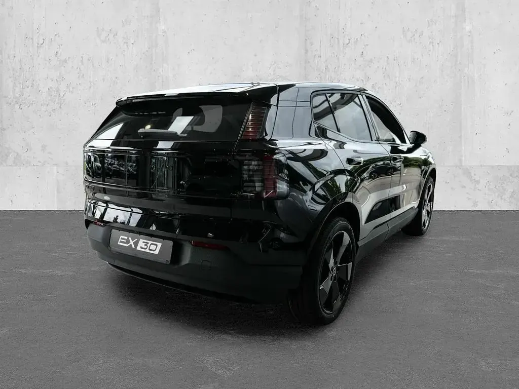 Neu Volvo EX30 Plus 200 kW (272 PS) 2026 Onyxschwarz SUV