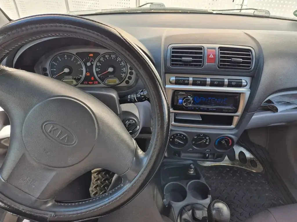 Używany Kia Picanto 65 KM (47 kW) 2007 Czarny Hatchback
