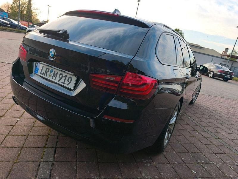 Gebraucht BMW 520 Luxury Line 190 PS (139 kW) 2017 Schwarz Kombi
