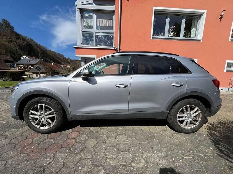 Gebraucht Audi Q3 150 PS (110 kW) 2023 Silber SUV
