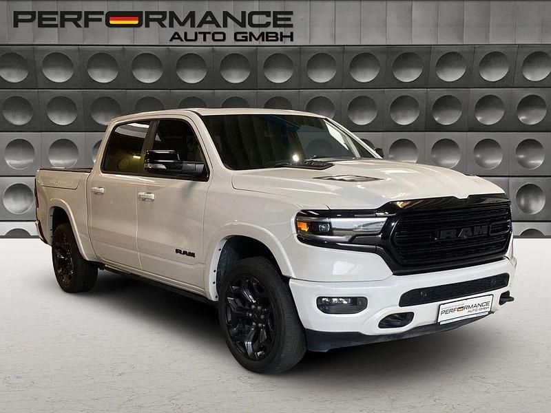 Weiß Gebraucht 2021 Dodge Ram Limited Abholung | 58.399 € (Fairer Preis) - Bild 1/4