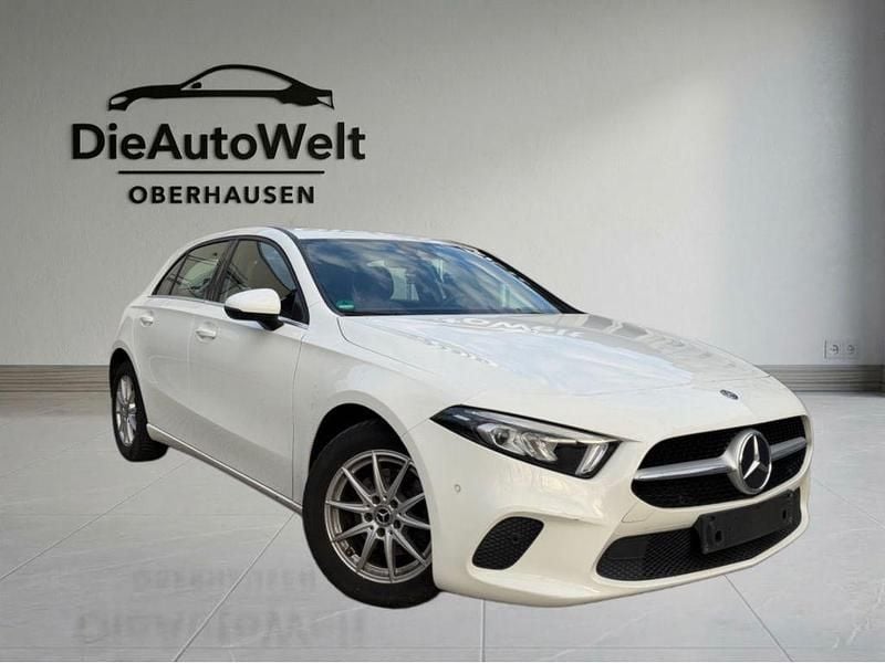 Gebraucht Mercedes A180 Progressive 116 PS (85 kW) 2019 Weiß Limousine