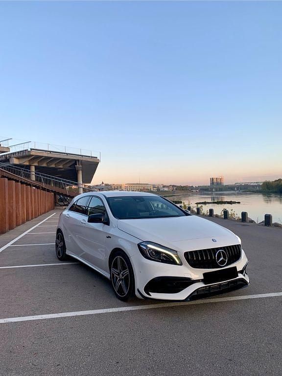 Weiß Gebraucht 2017 Mercedes A250 Limousine | 19.200 € (Fairer Preis) - Bild 1/4
