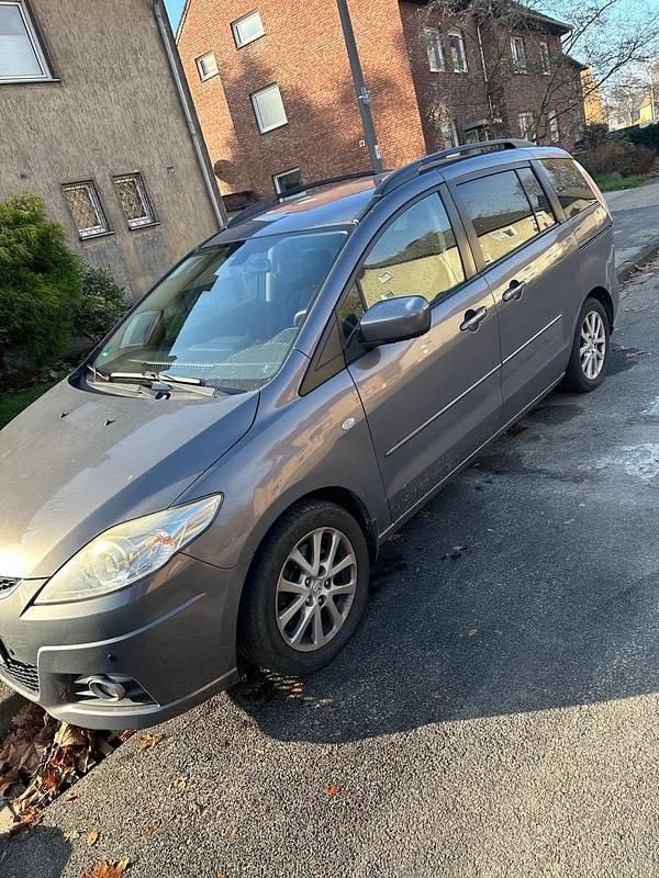 Grau Gebraucht 2009 Mazda 5 Van / Kleinbus | 3.700 € - Bild 1/4