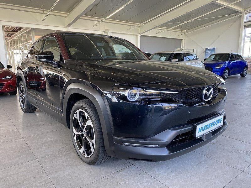 Gebraucht Mazda MX30 Edition 170 PS (125 kW) 2023 Maroon rouge: 2tone (metallic) SUV
