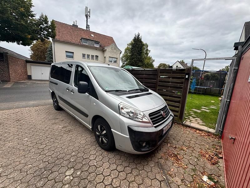 Silber Gebraucht 2008 Fiat Scudo Van / Kleinbus | 3.200 € (Fairer Preis) - Bild 1/4