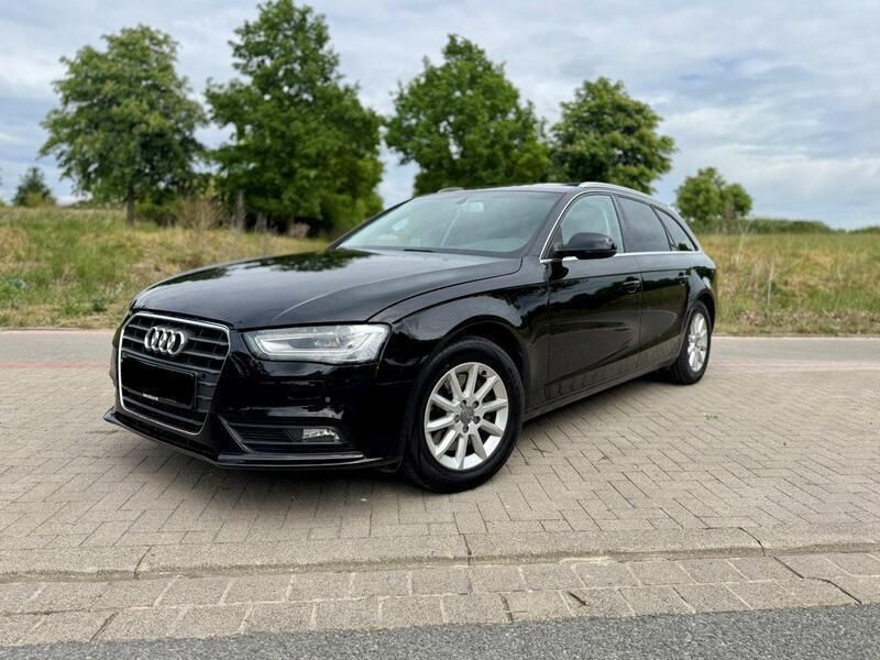 Schwarz Gebraucht 2013 Audi A4 Kombi | 6.950 € (Guter Preis) - Bild 1/4