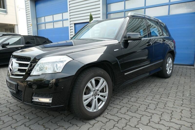 Schwarz Gebraucht 2011 Mercedes GLK200 SUV | 6.950 € (Guter Preis) - Bild 1/4