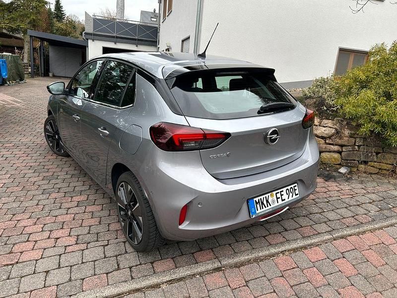 Gebraucht Opel Corsa-e Elegance 100 kW (136 PS) 2020 Silber Kleinwagen