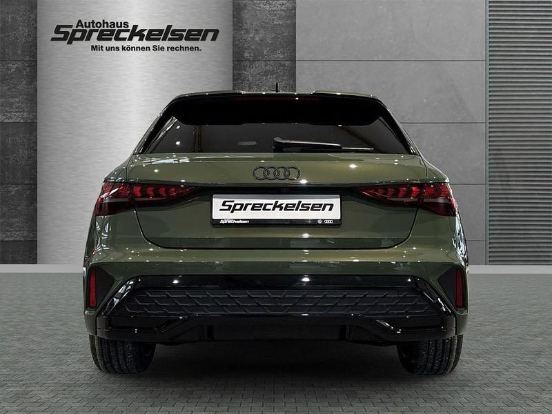 Neu Audi A3 S-Line 204 PS (150 kW) 2026 Grün Limousine