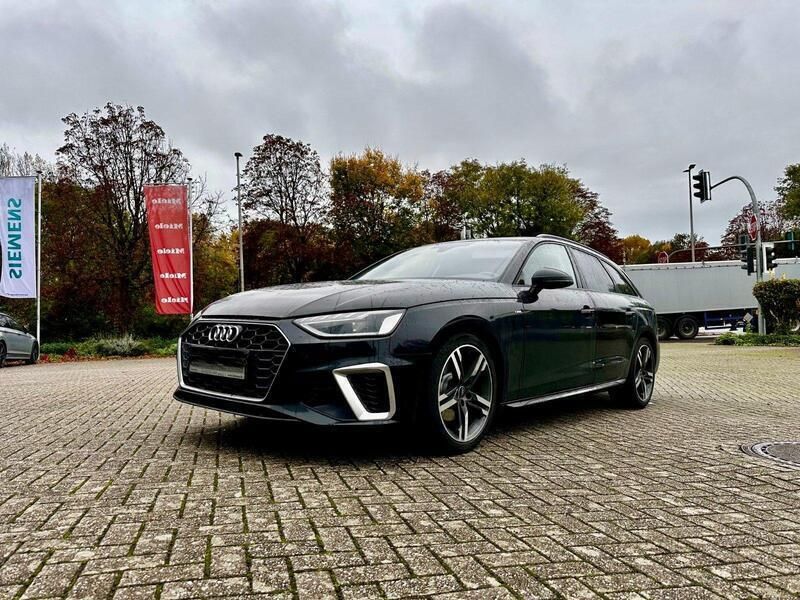 Grau Gebraucht 2022 Audi A4 S-Line Kombi | 17.999 € - Bild 1/4