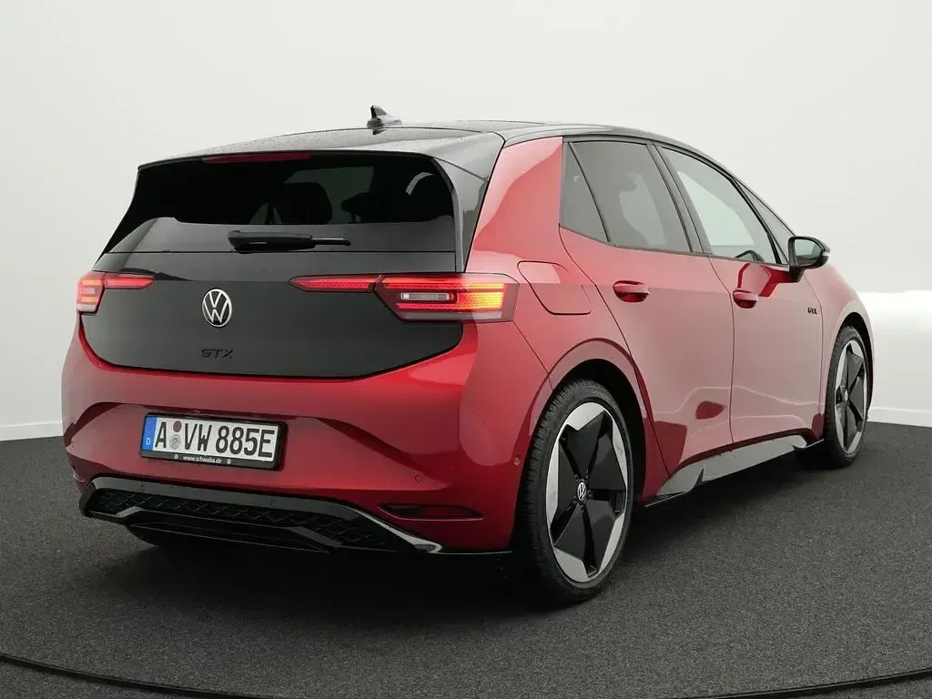 Gebraucht VW ID.3 GTX 210 kW (286 PS) 2025 Kings red metallic Kleinwagen