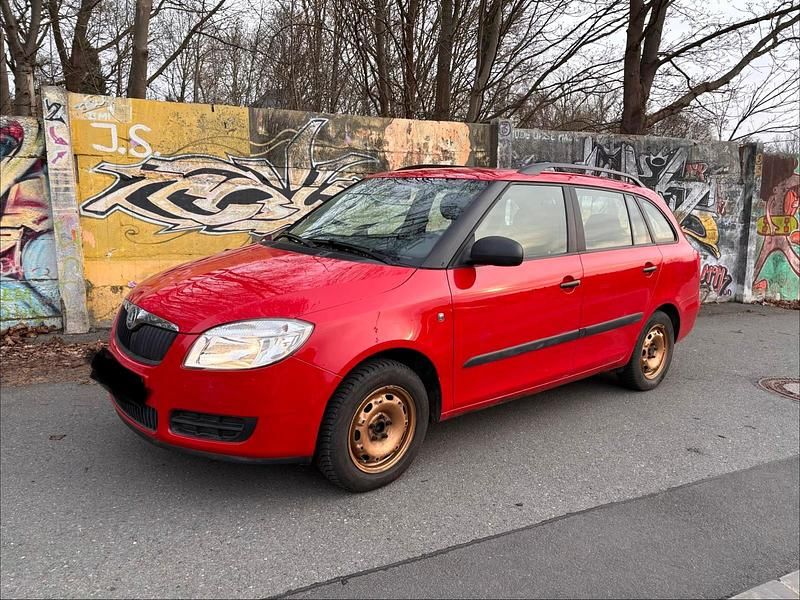 Gebraucht Skoda Fabia 69 PS (50 kW) 2009 Rot Kombi
