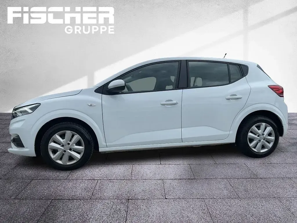 Usado Dacia Sandero Expression 101 HP (74 kW) 2023 Branco Sedan
