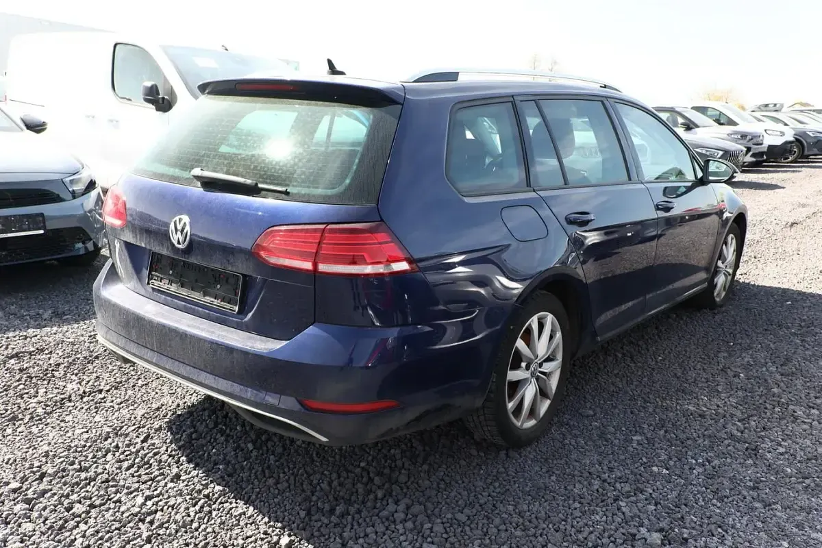 Gebraucht VW Golf VII Join 150 PS (110 kW) 2019 Atlantik blue metallic Kombi