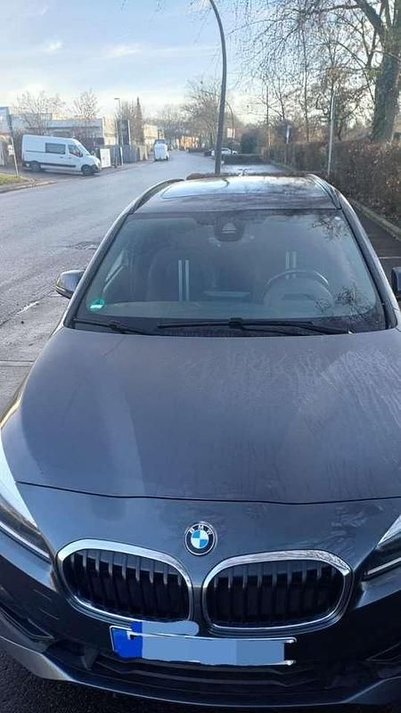 Gebraucht BMW 220 Sport Line 192 PS (141 kW) 2018 Grau Kombi