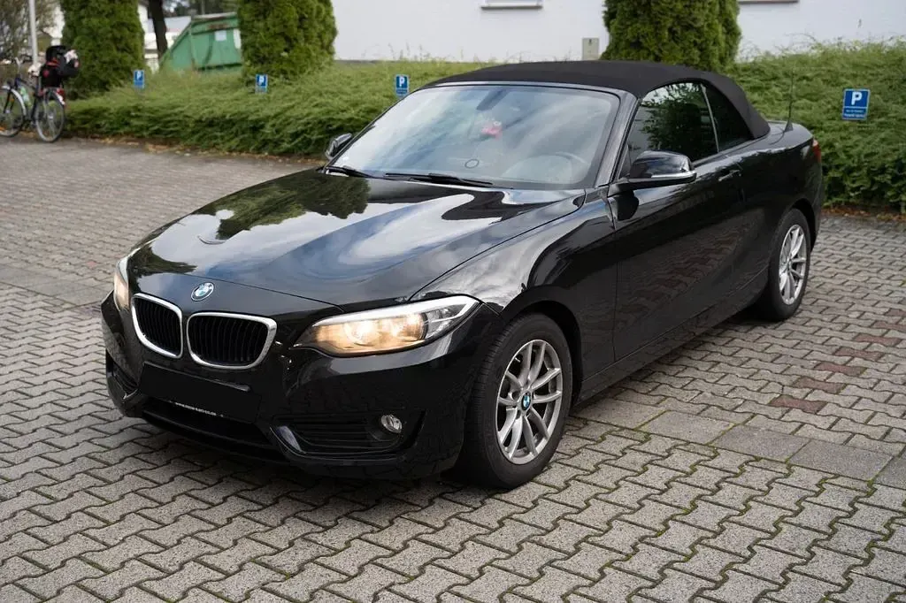 Gebraucht BMW 218 136 PS (100 kW) 2016 Schwarz Cabrio