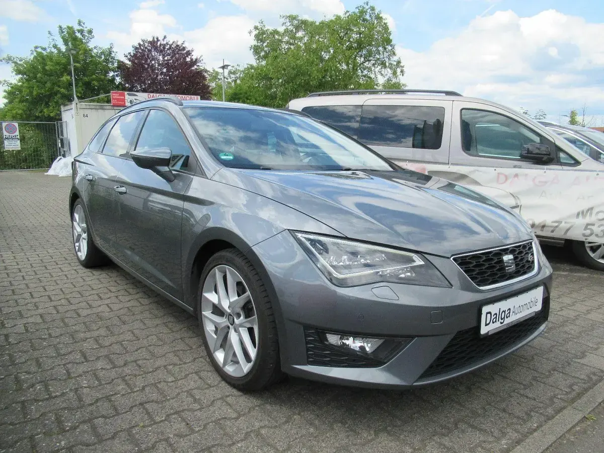 Gebraucht Seat Leon ST FR 125 PS (91 kW) 2015 Grau Kombi