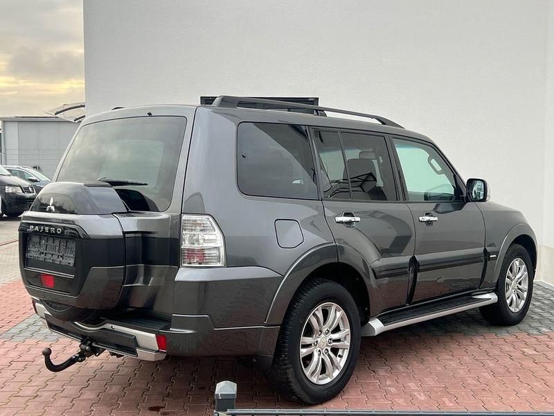 Schone Pajero Mitsubishi Gebraucht Ebenbild