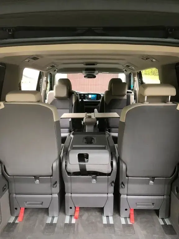 Usata VW Multivan 150 CV (110 kW) 2023 Nero Monovolume