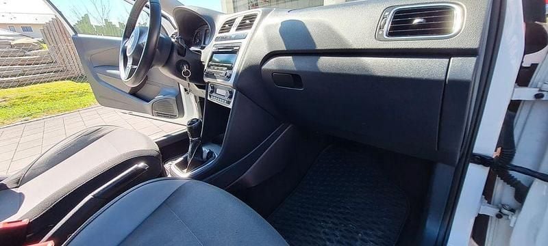 Gebraucht VW Polo Life 90 PS (66 kW) 2014 Weiß Kleinwagen