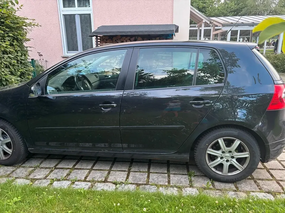Gebraucht VW Golf IV 59 PS (43 kW) 2006 Schwarz Kleinwagen