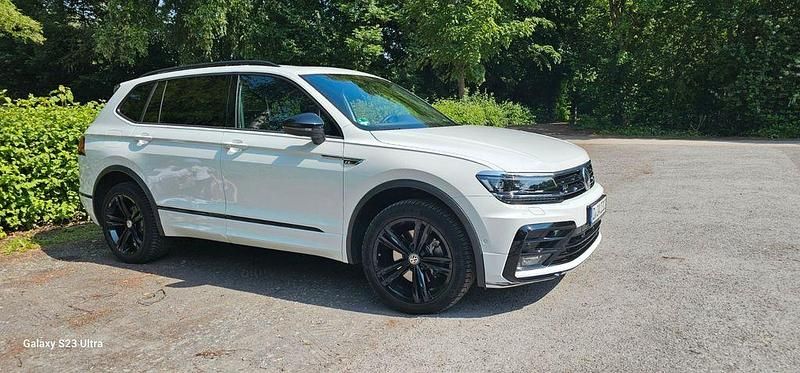 Weiß Gebraucht 2021 VW Tiguan Allspace SUV | 32.500 € (Superpreis) - Bild 1/4
