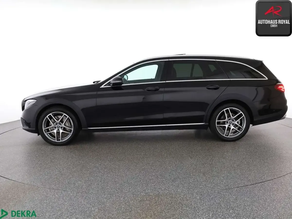 Gebraucht Mercedes E400 340 PS (250 kW) 2019 Obsidianschwarz Kombi