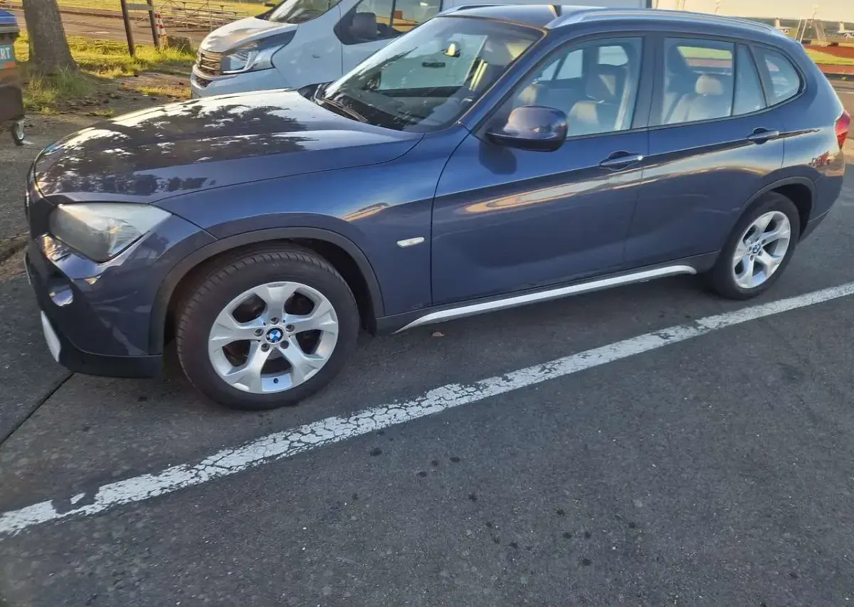 Second-hand BMW X1 150 CP (110 kW) 2010 Albastru SUV