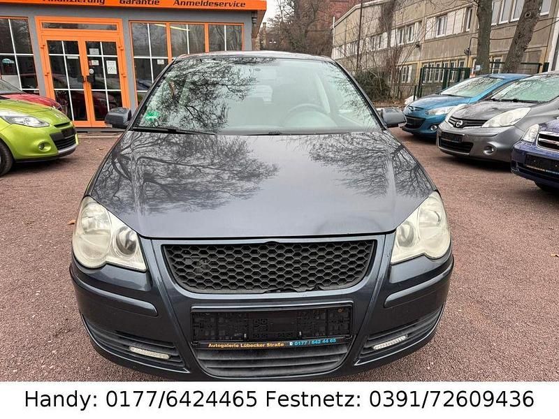 Gebraucht VW Polo 69 PS (50 kW) 2008 Grau Limousine