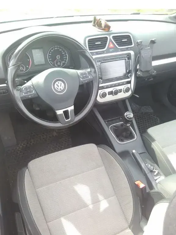Gebraucht VW Eos 140 PS (102 kW) 2013 Silber Cabrio