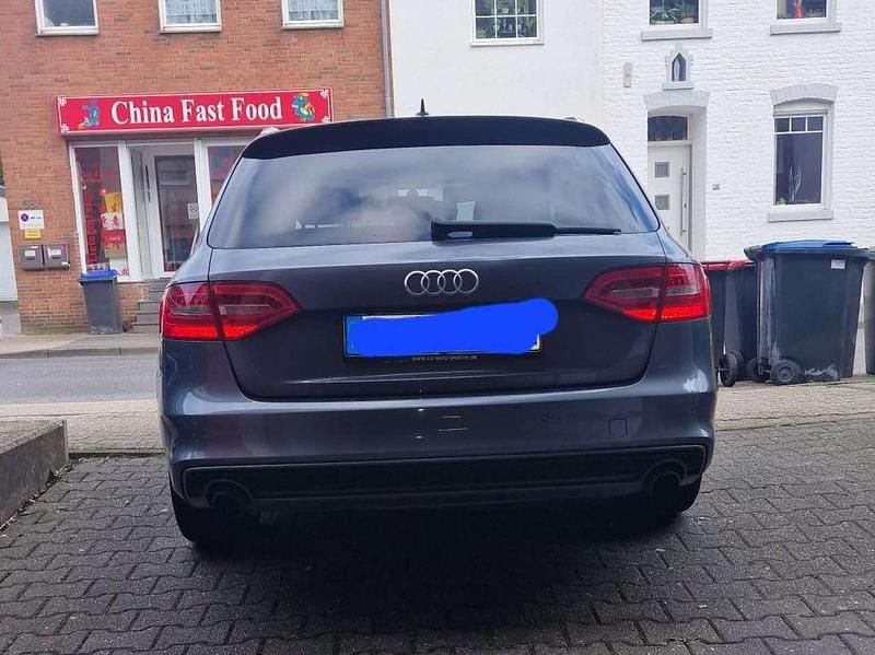 Gebraucht Audi A4 S-Line 211 PS (155 kW) 2013 Grau Kombi