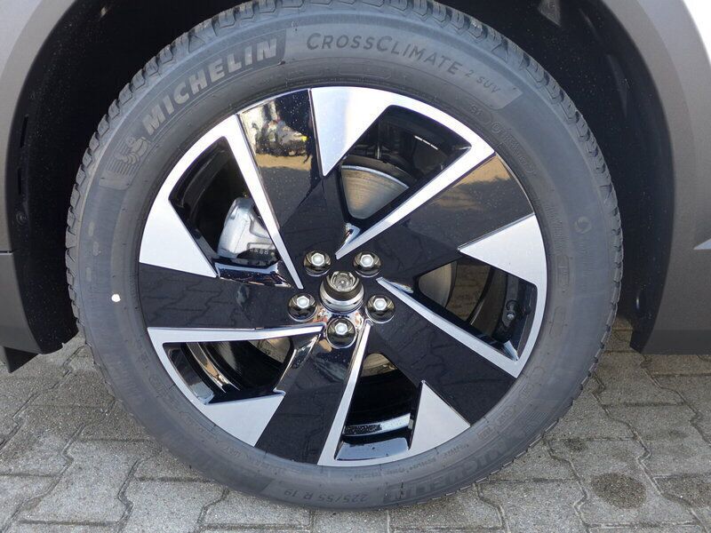 Gebraucht Opel Grandland X 136 PS (100 kW) 2025 Andere farbe SUV