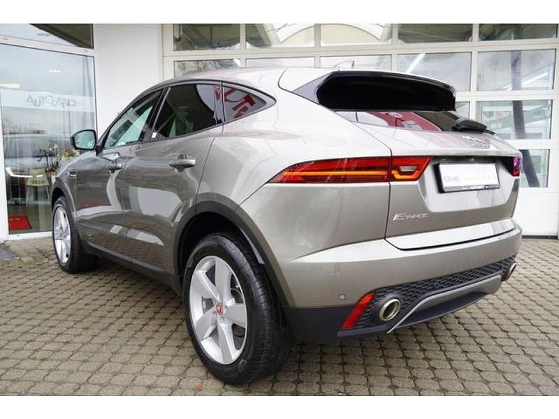 Second-hand Jaguar E-Pace 179 CP (131 kW) 2019 Argintiu SUV