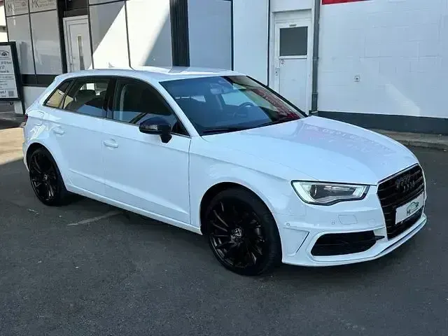Gebraucht Audi A3 Ambiente 150 PS (110 kW) 2016 Ibisweiss Limousine