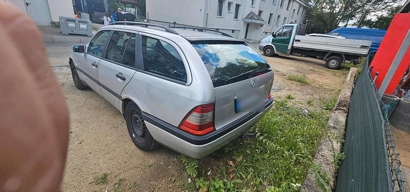 Gebraucht 1996 Mercedes C180 Kombi | 1.400 € - Bild 1/4