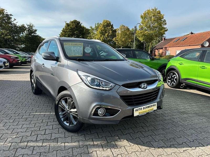 Grau Gebraucht 2014 Hyundai ix35 Comfort SUV | 10.950 € (Fairer Preis) - Bild 1/4