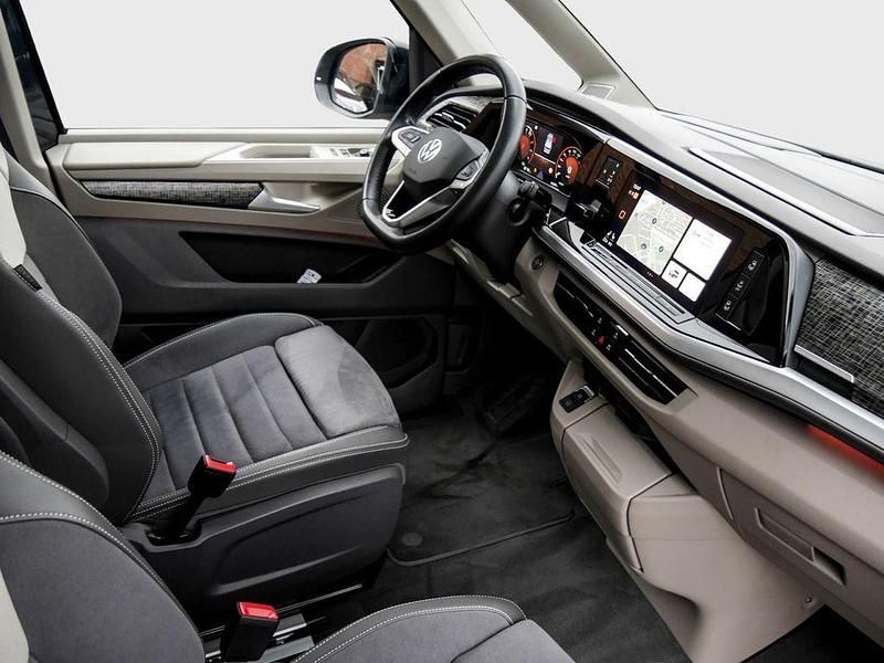 Gebraucht VW Multivan Life 150 PS (110 kW) 2022 Blau Van