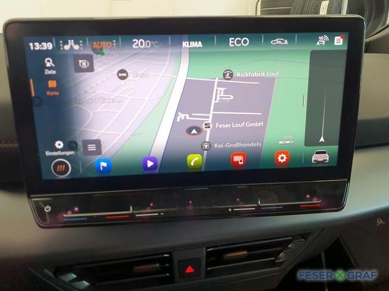 Gebraucht Cupra Born e-Boost 169 kW (231 PS) 2024 Glacial white metallic Kleinwagen