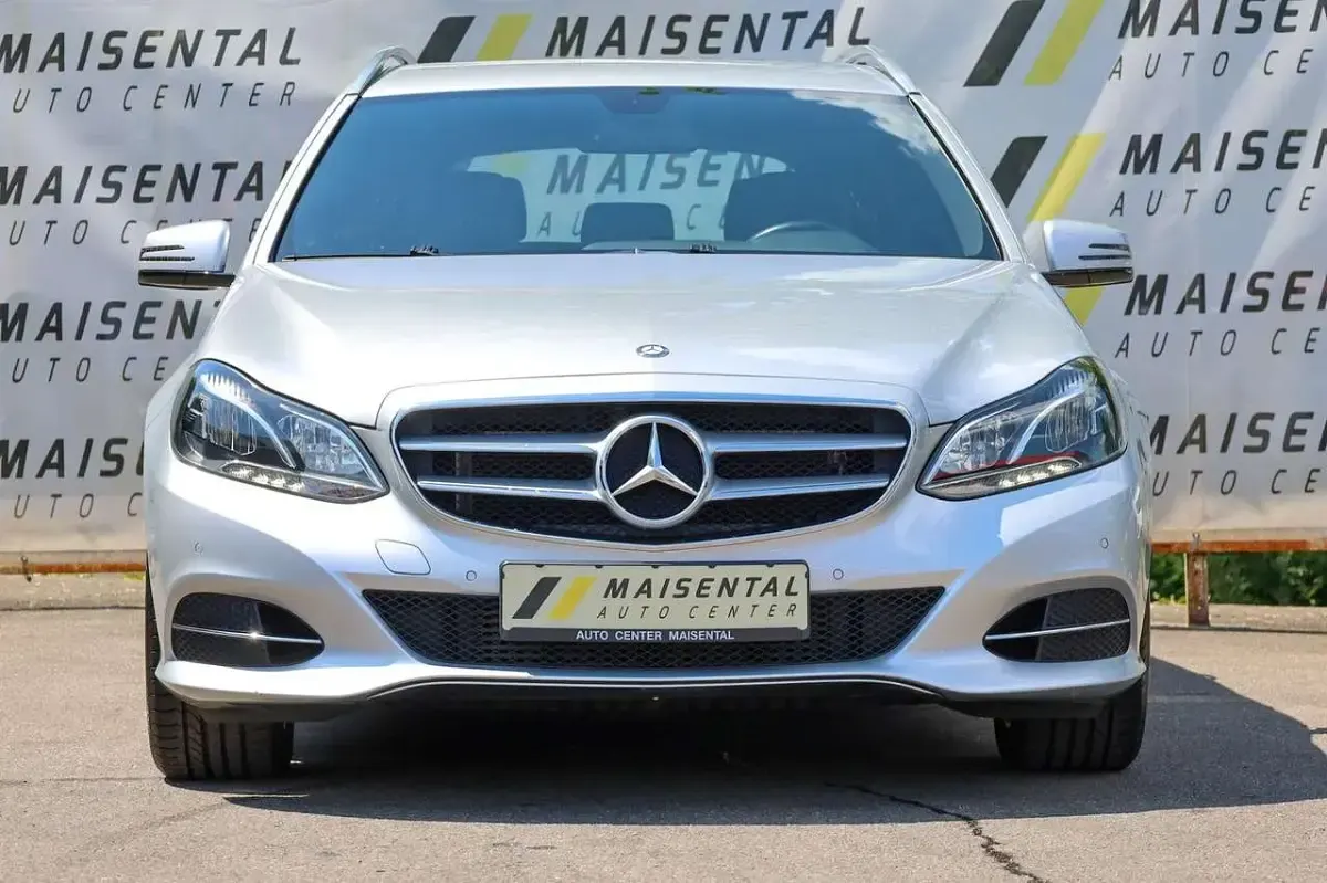 Gebraucht Mercedes E200 Avantgarde 184 PS (135 kW) 2013 Iridiumsilber  metallicl Kombi