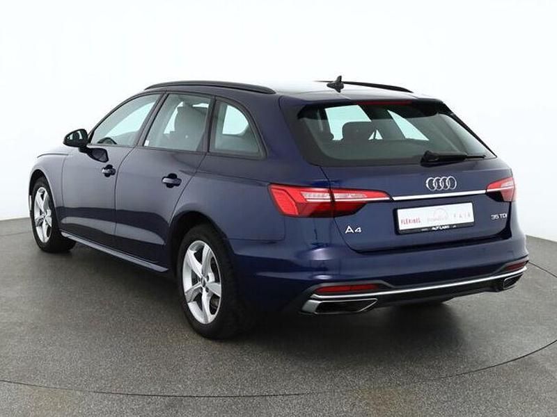 Gebraucht Audi A4 Ambiente 163 PS (119 kW) 2021 Blau Kombi