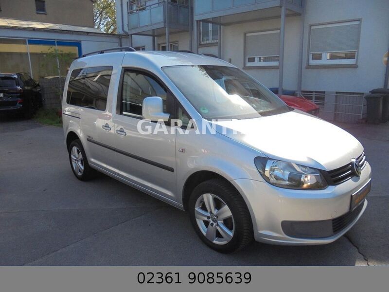 Silber Gebraucht 2012 VW Caddy Trendline Van / Kleinbus | 6.950 € (Guter Preis) - Bild 1/4