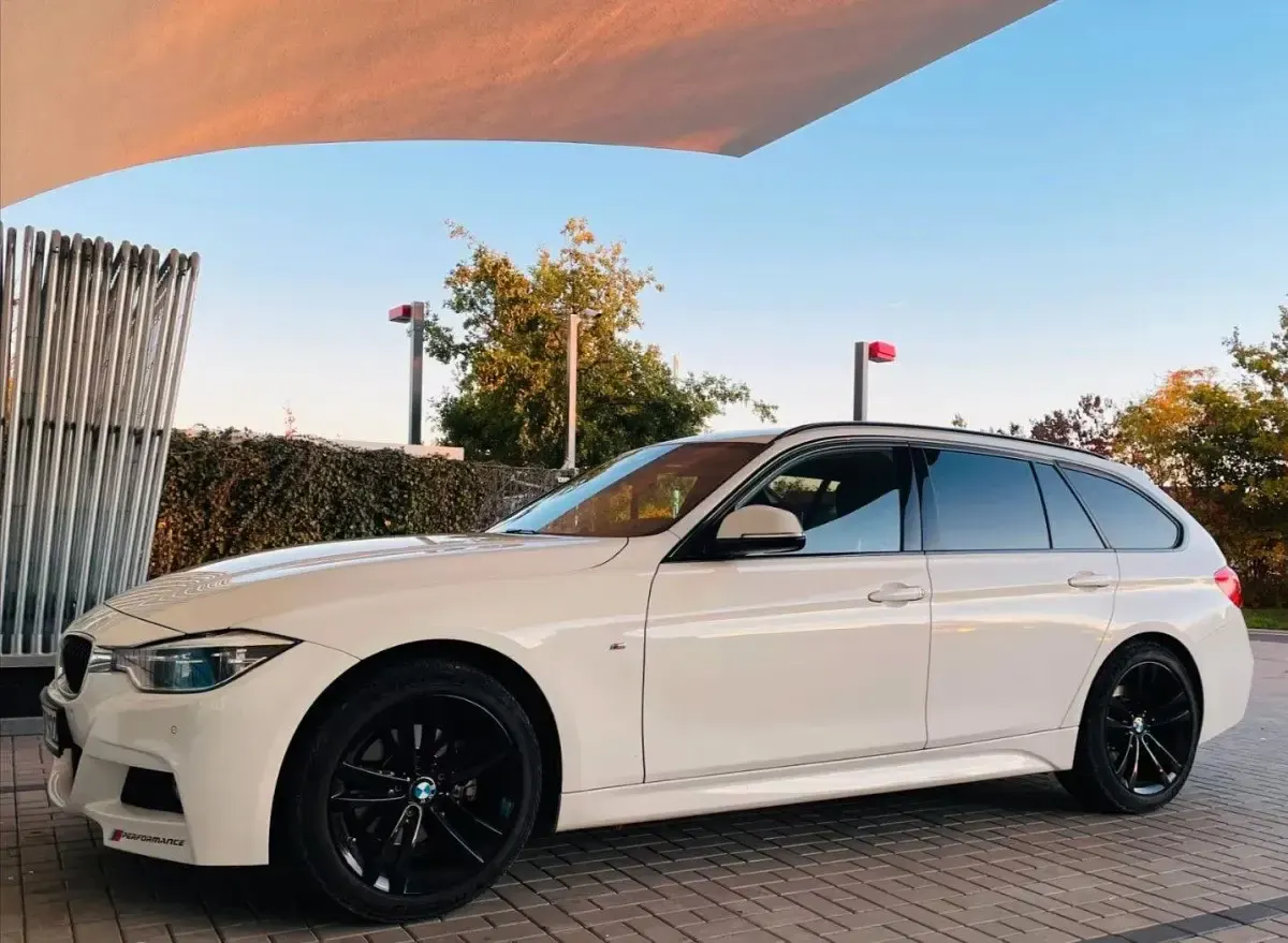 Gebraucht BMW 320 M Sport 190 PS (139 kW) 2017 Weiß Kombi